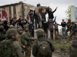 Palestinian villages attacked by settlers after West Bank killing