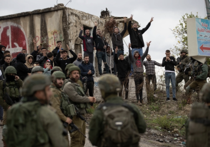 Palestinian villages attacked by settlers after West Bank killing