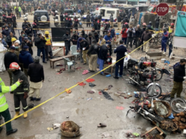 2 killed, 26 injured in deadly bomb blast in Lahore shopping district