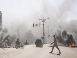 Burkina Faso: President Roch Marc Christian Kabore detained by mutinous soldiers