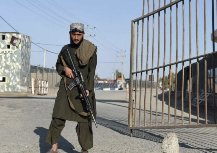 Taliban and Iran troops clash at the border, one dead