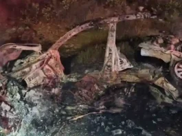 The remains of a car bomb that exploded in the West Bank settlement of Karmei Tzur, early August 31, 2024 (Courtesy)