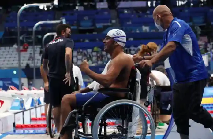Iyad Shalabi of Israel reacts after winning gold. (credit: REUTERS/MOLLY DARLINGTON)