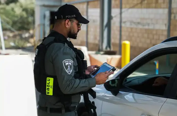 Border police troops conduct large operation to thwart illegal immigration into Israel. September 29, 2024. (credit: POLICE SPOKESPERSON'S UNIT) Border police troops conduct large operation to thwart illegal immigration into Israel. September 29, 2024. (credit: POLICE SPOKESPERSON'S UNIT)