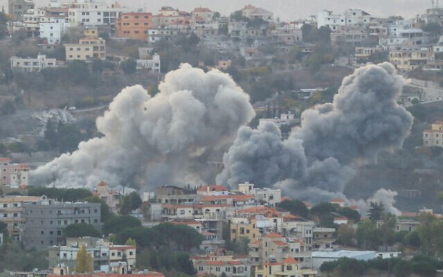 Smoke rises from the site of an Israeli airstrike on Hezbollah in Khiam village in southern Lebanon on October 31, 2024. (AFP) Smoke rises from the site of an Israeli airstrike on Hezbollah in Khiam village in southern Lebanon on October 31, 2024. (AFP)