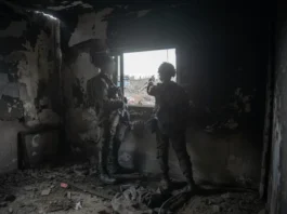 Troops fired multiple warning shots in an attempt to deter the suspects. However, the situation escalated when one suspect in northern Gaza failed to retreat after the initial warning shots