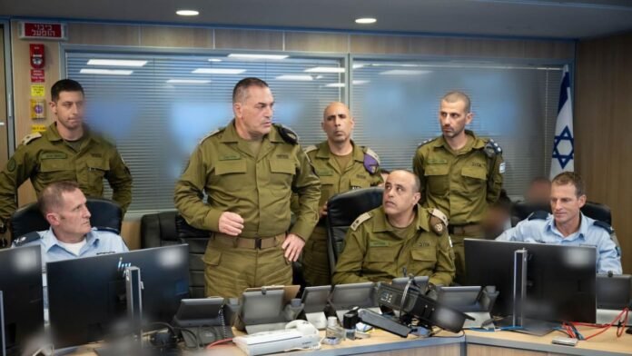 Israeli flares illuminate Gaza City skies during the invasion, amid IDF debates on humanitarian safeguards for Palestinian civilian evacuations Israeli flares illuminate Gaza City skies during the invasion, amid IDF debates on humanitarian safeguards for Palestinian civilian evacuations